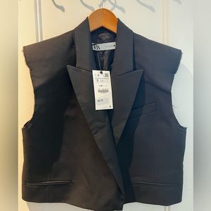 NWT! Zara cropped vest- size small - never worn